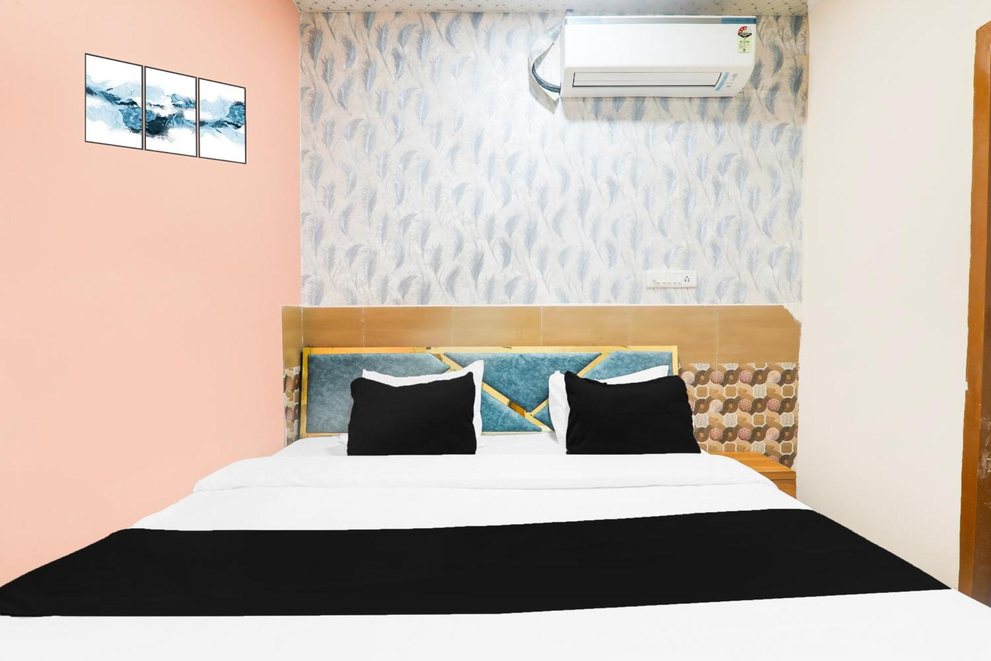Hotel O V. K Palace Inn Лакнау Екстериор снимка