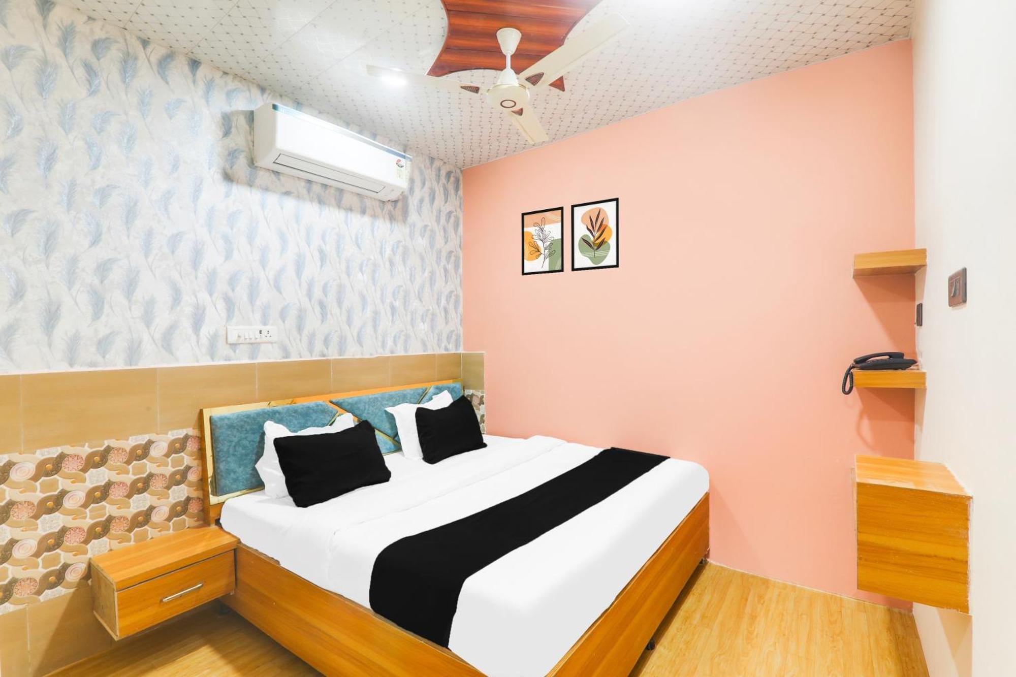 Hotel O V. K Palace Inn Лакнау Екстериор снимка